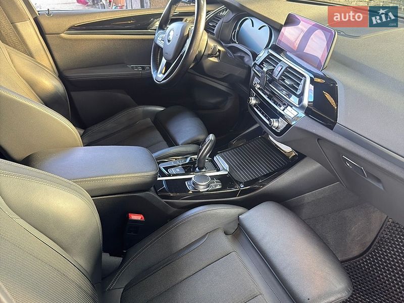 Внедорожник / Кроссовер BMW X3 2019 в Ладыжине