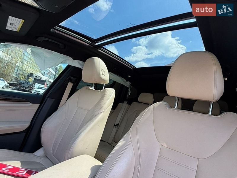 Внедорожник / Кроссовер BMW X3 2019 в Киеве