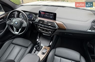 Внедорожник / Кроссовер BMW X3 2018 в Львове