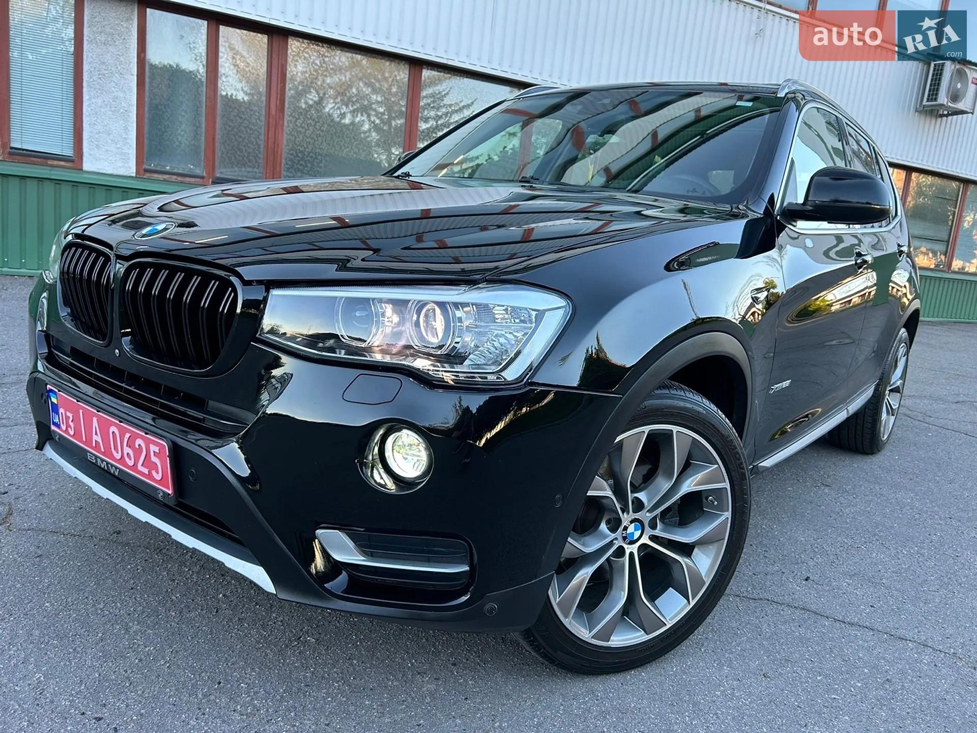 2017 BMW X3 - мініатюра 178