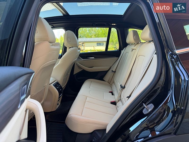 Внедорожник / Кроссовер BMW X3 2020 в Львове