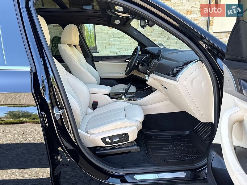 Внедорожник / Кроссовер BMW X3 2020 в Львове
