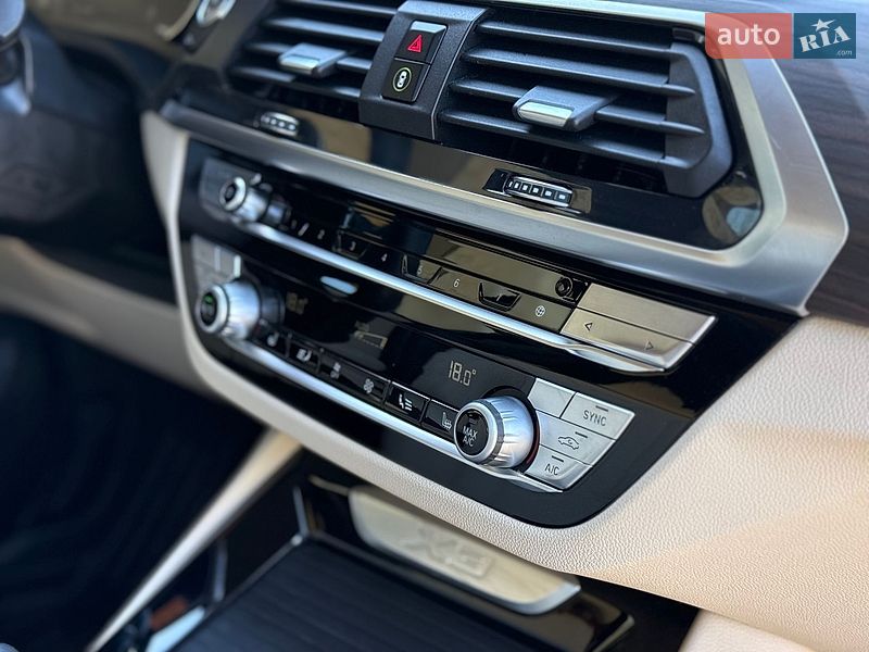 Внедорожник / Кроссовер BMW X3 2020 в Львове