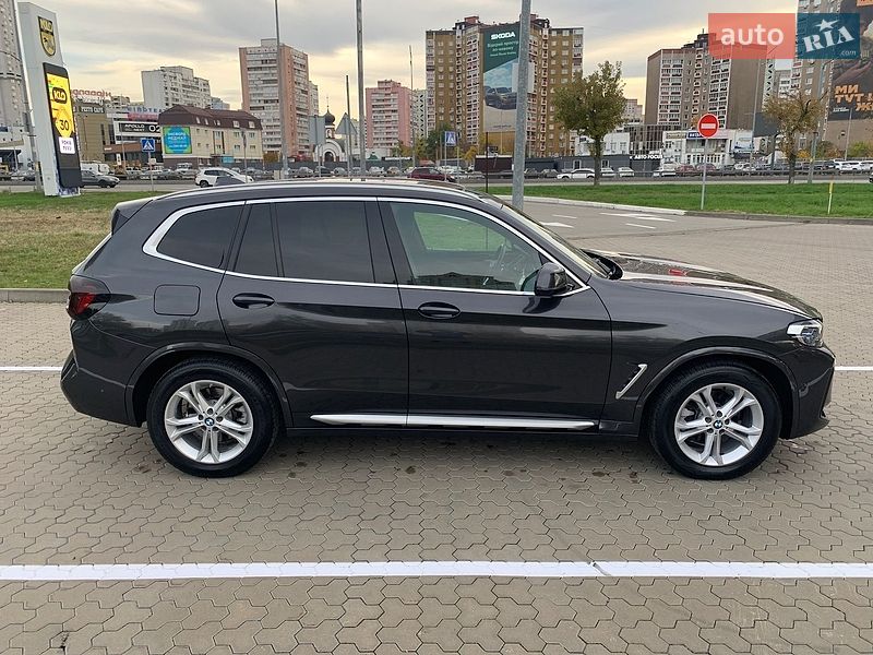 Внедорожник / Кроссовер BMW X3 2021 в Киеве