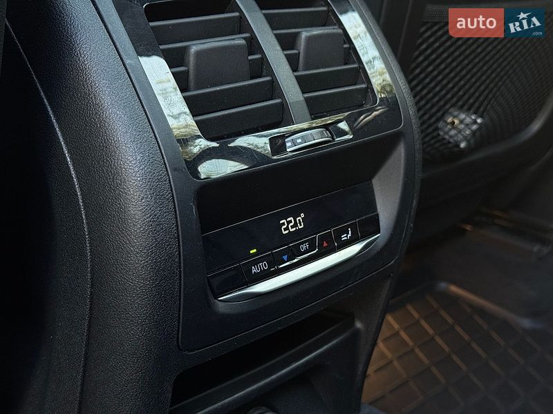 Внедорожник / Кроссовер BMW X3 2018 в Киеве