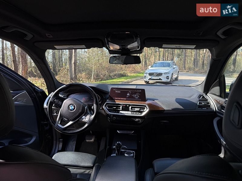 Внедорожник / Кроссовер BMW X3 2022 в Новояворовске