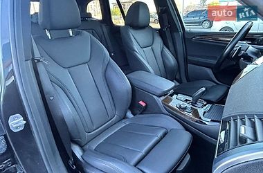 Внедорожник / Кроссовер BMW X3 2019 в Киеве