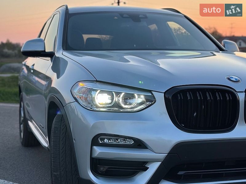 Внедорожник / Кроссовер BMW X3 2018 в Ромнах