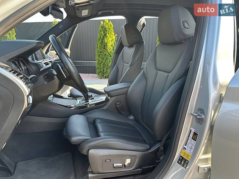 Внедорожник / Кроссовер BMW X3 2018 в Днепре