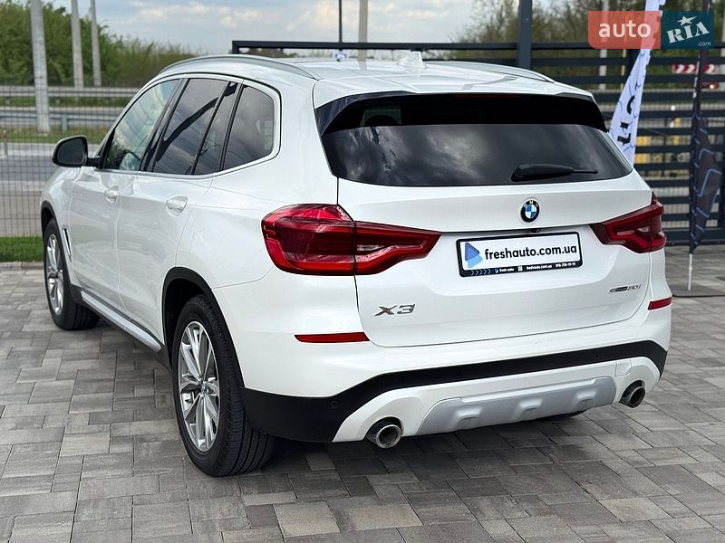 Внедорожник / Кроссовер BMW X3 2018 в Ровно