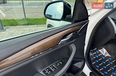 Внедорожник / Кроссовер BMW X3 2018 в Ровно