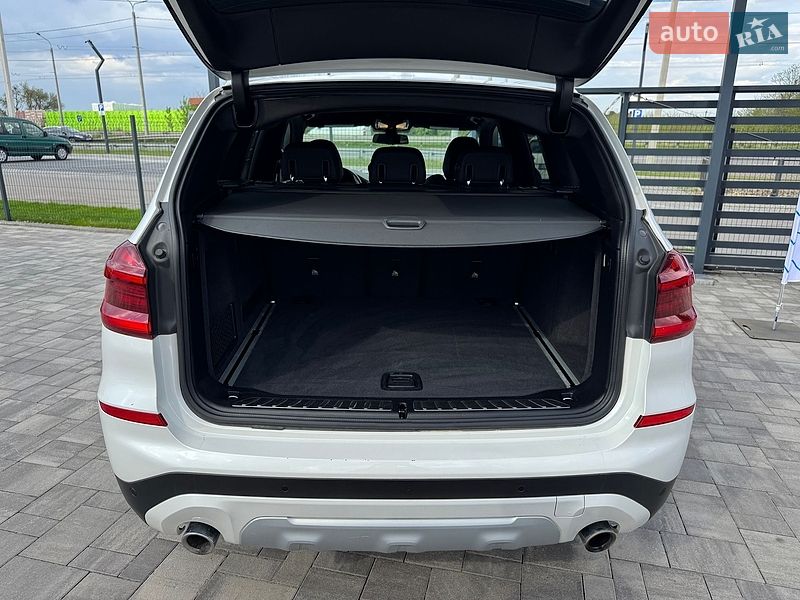 Внедорожник / Кроссовер BMW X3 2018 в Ровно