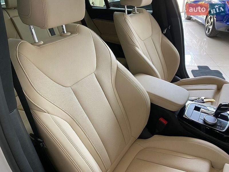 Внедорожник / Кроссовер BMW X3 2024 в Одессе
