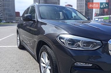 Внедорожник / Кроссовер BMW X3 2018 в Киеве
