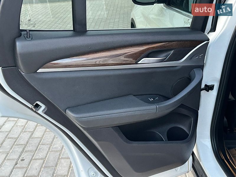 Внедорожник / Кроссовер BMW X3 2018 в Виннице