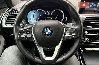Внедорожник / Кроссовер BMW X3 2019 в Львове