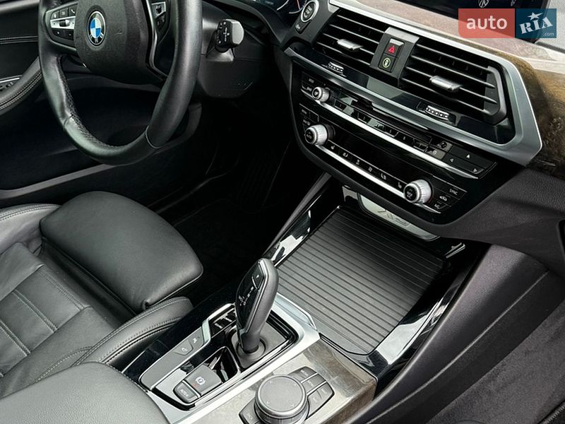 Внедорожник / Кроссовер BMW X3 2019 в Львове