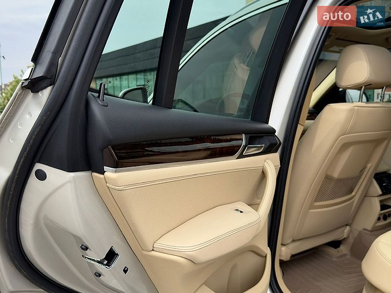 Внедорожник / Кроссовер BMW X3 2015 в Хмельницком