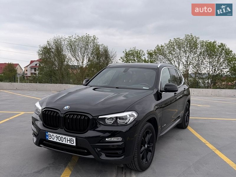 Внедорожник / Кроссовер BMW X3 2018 в Тернополе