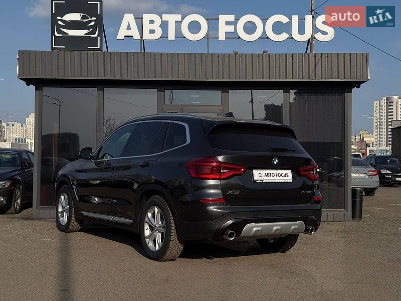 Внедорожник / Кроссовер BMW X3 2020 в Киеве