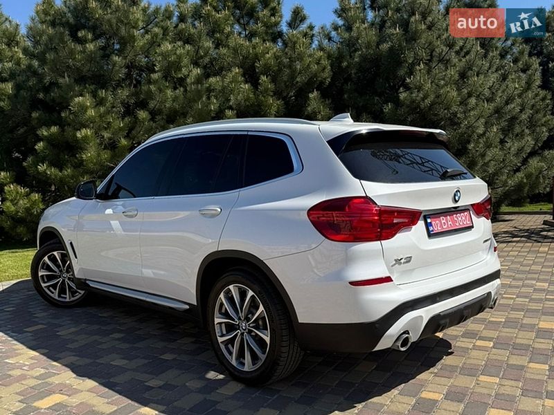 Внедорожник / Кроссовер BMW X3 2019 в Днепре