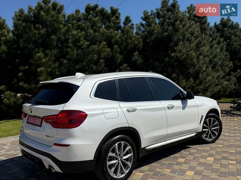 Внедорожник / Кроссовер BMW X3 2019 в Днепре