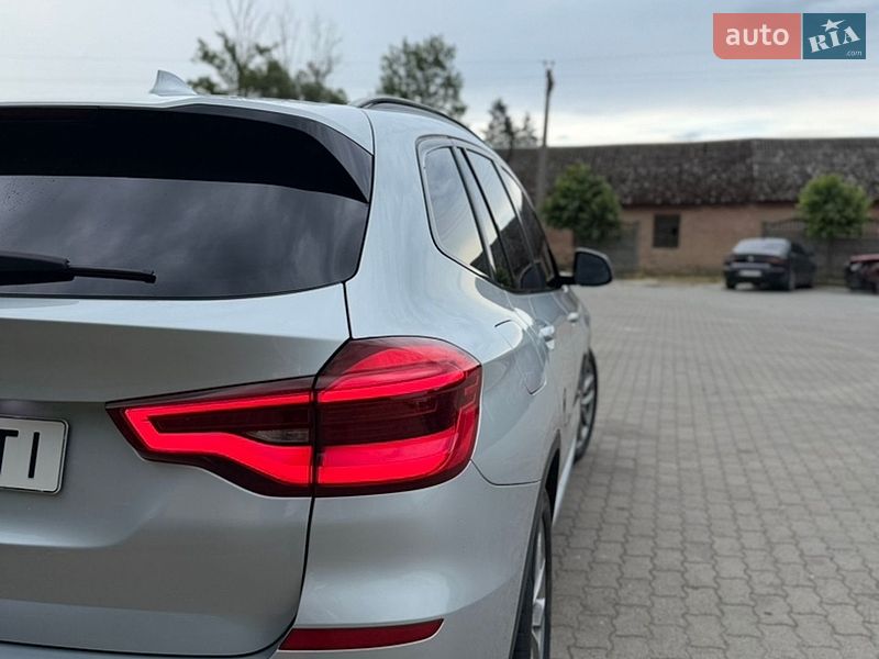 Внедорожник / Кроссовер BMW X3 2021 в Львове