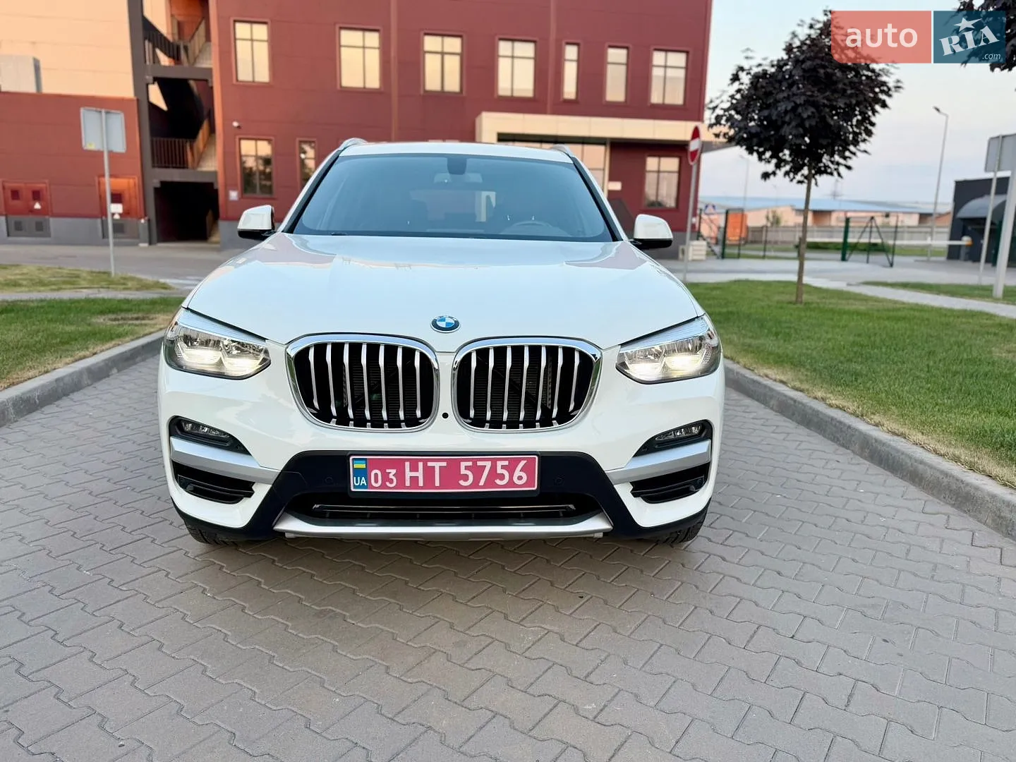 2018 BMW X3 - мініатюра 4