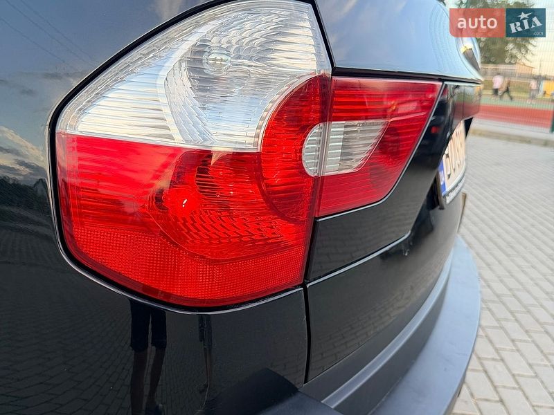Внедорожник / Кроссовер BMW X3 2004 в Бучаче