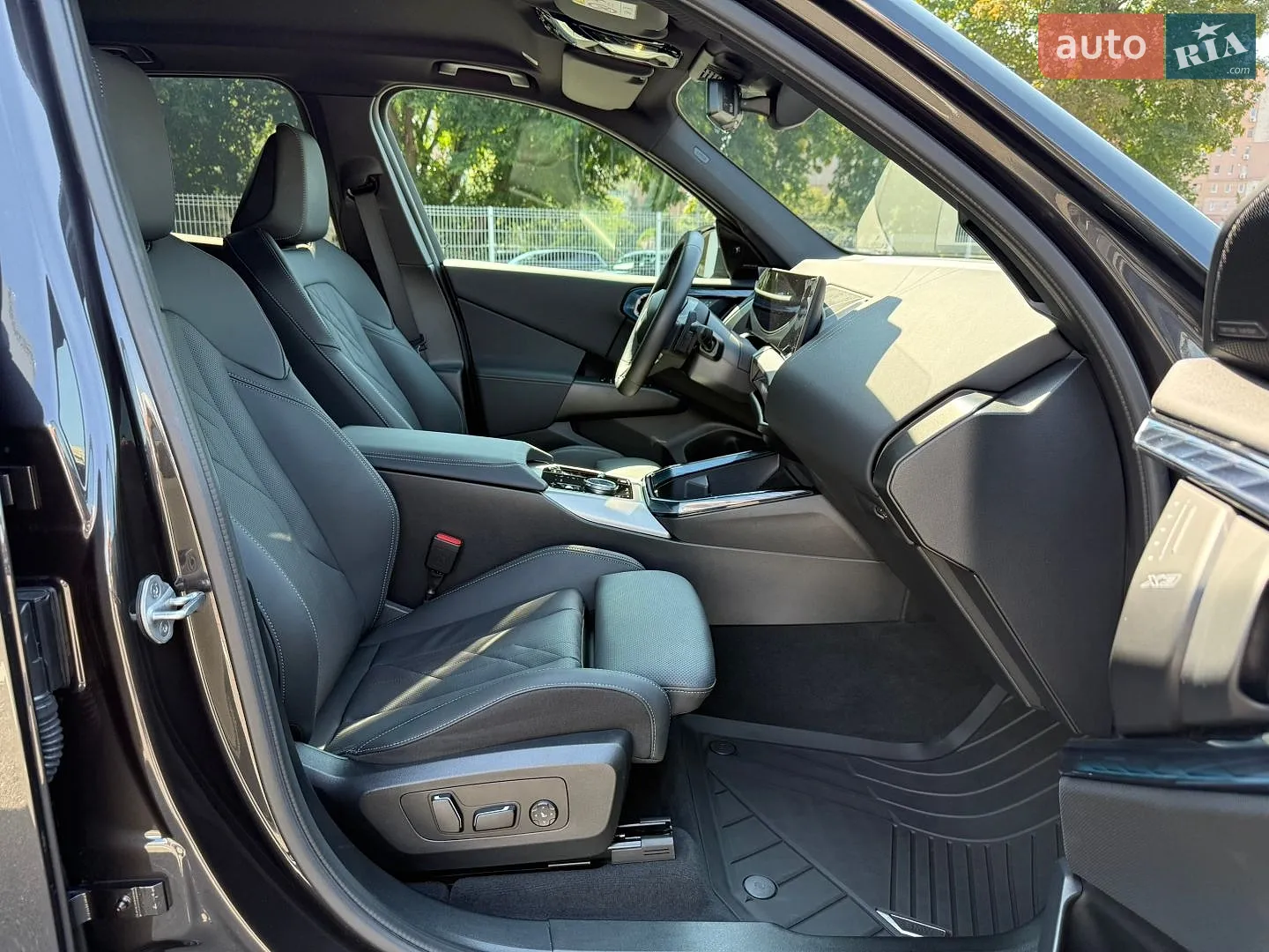2025 BMW X3 - мініатюра 39
