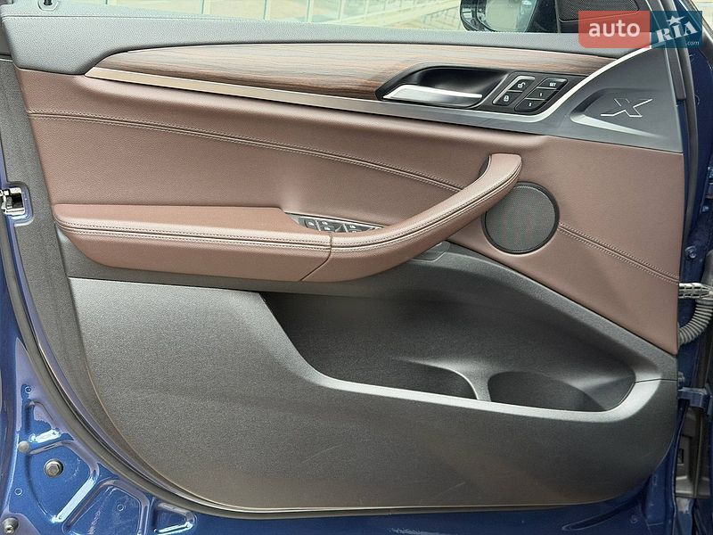 Внедорожник / Кроссовер BMW X3 2021 в Киеве