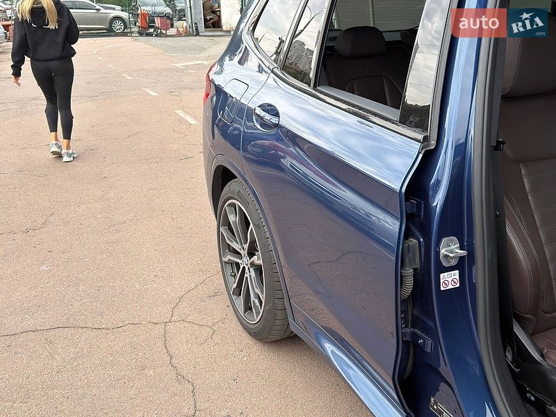 Внедорожник / Кроссовер BMW X3 2021 в Киеве