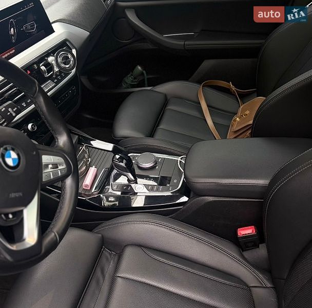 Внедорожник / Кроссовер BMW X3 2022 в Луцке