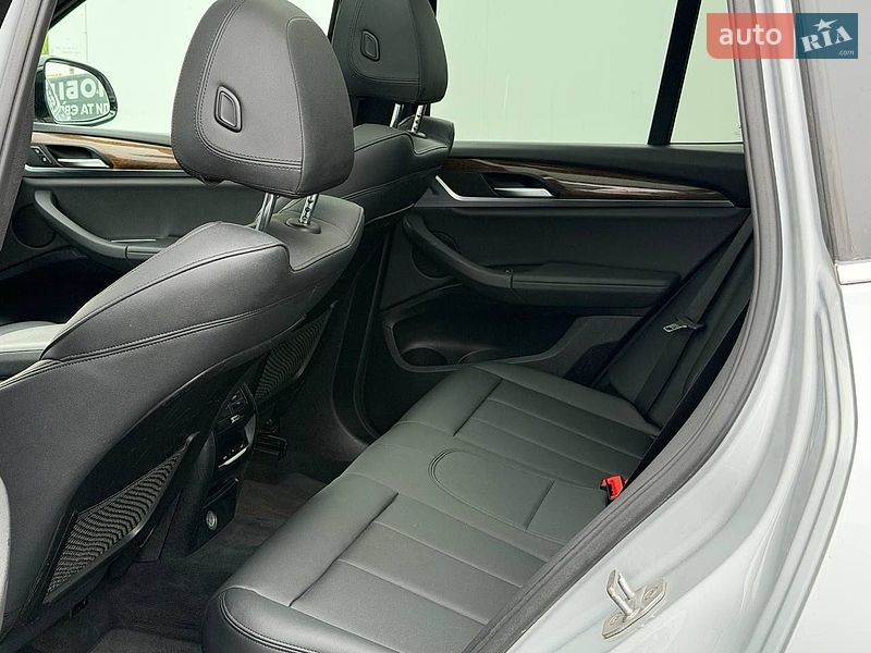 Внедорожник / Кроссовер BMW X3 2019 в Львове