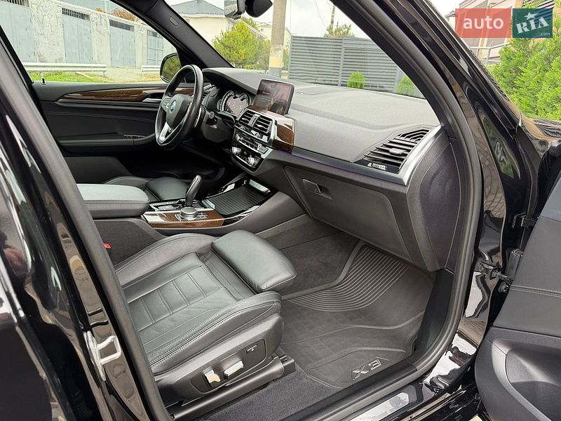 Внедорожник / Кроссовер BMW X3 2019 в Одессе