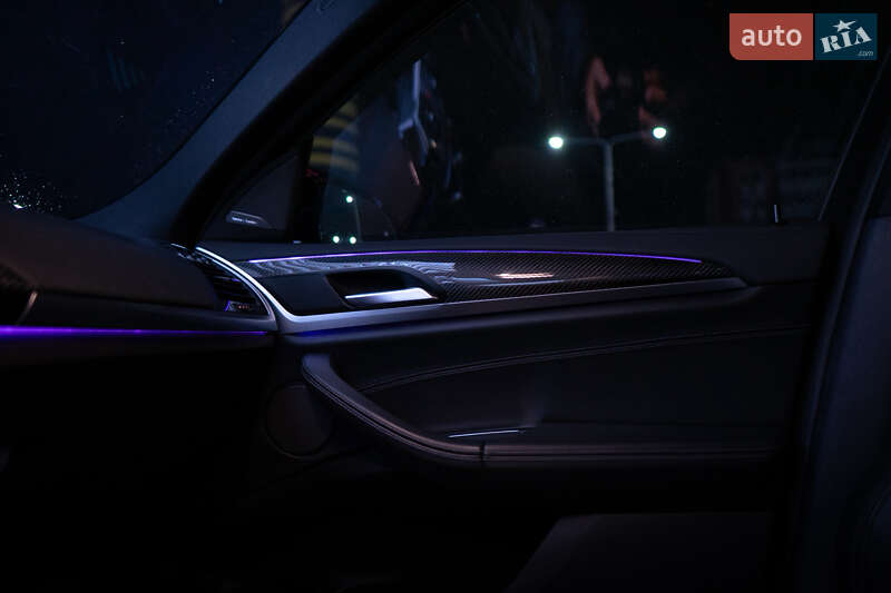 Внедорожник / Кроссовер BMW X4 M 2019 в Киеве