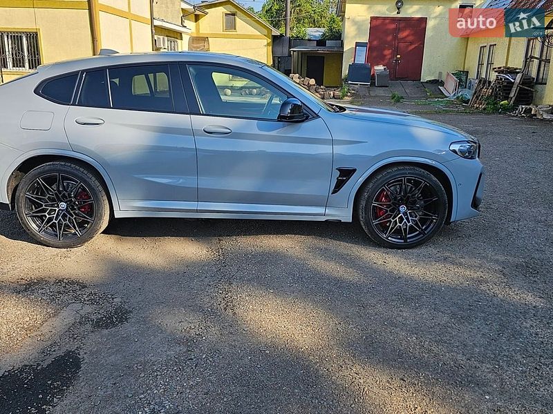 Внедорожник / Кроссовер BMW X4 M 2022 в Киеве
