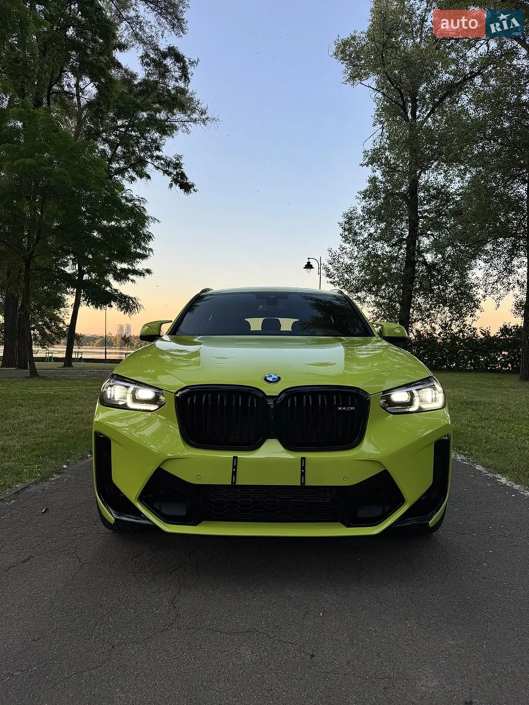 2022 BMW X4 M - мініатюра 17