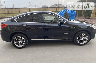 Позашляховик / Кросовер BMW X4 2016 в 