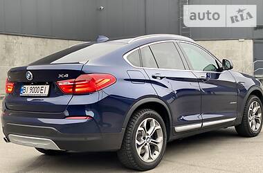 Позашляховик / Кросовер BMW X4 2017 в 