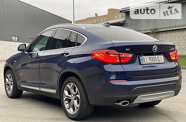 Позашляховик / Кросовер BMW X4 2017 в 