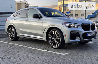 Позашляховик / Кросовер BMW X4 2019 в Чернівцях