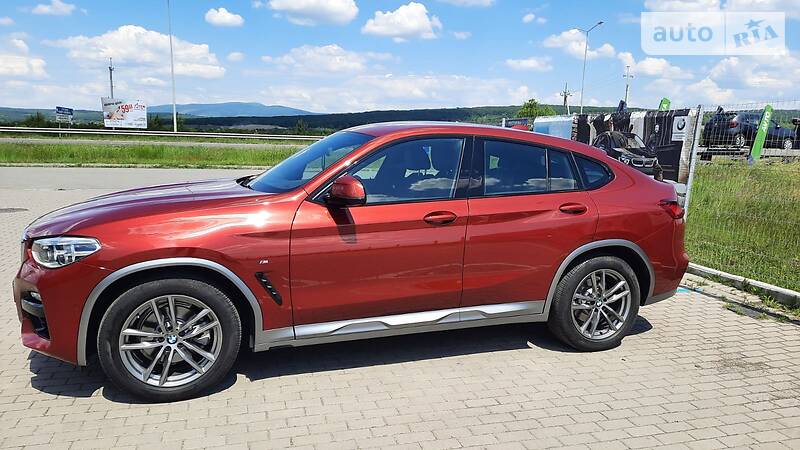 Внедорожник / Кроссовер BMW X4 2018 в Ужгороде