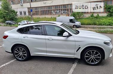 Внедорожник / Кроссовер BMW X4 2020 в 
