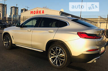 Внедорожник / Кроссовер BMW X4 2020 в Киеве