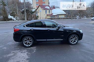 Позашляховик / Кросовер BMW X4 2016 в 