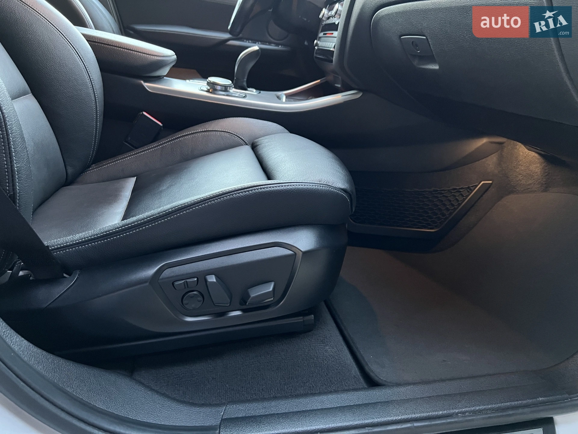 2018 BMW X4 - мініатюра 23