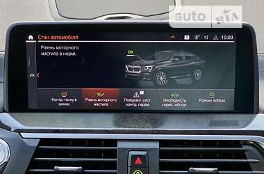 Позашляховик / Кросовер BMW X4 2021 в 