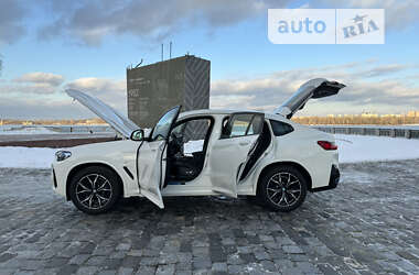 Внедорожник / Кроссовер BMW X4 2023 в 