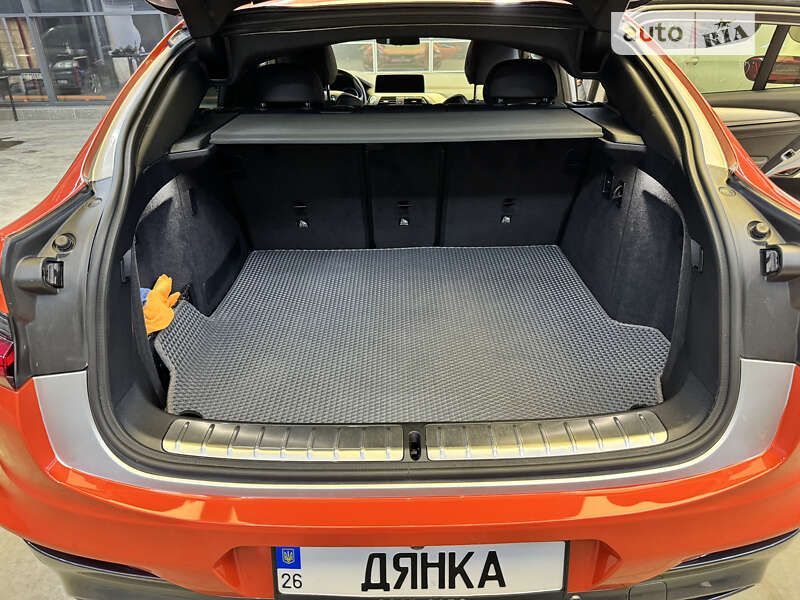 Позашляховик / Кросовер BMW X4 2018 в Чернівцях